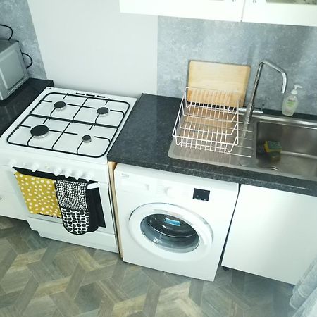 Service Accommodation 2 Bed Room Apartment In Newport South Wales Near Celtic Manor Icc Wales Buitenkant foto