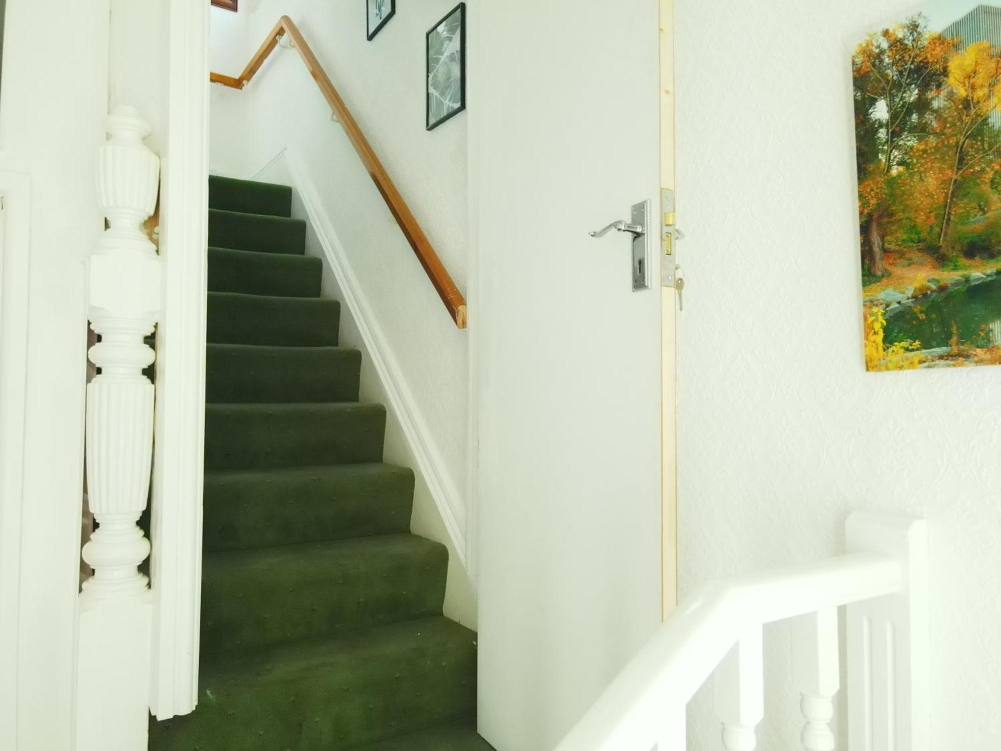 Service Accommodation 2 Bed Room Apartment In Newport South Wales Near Celtic Manor Icc Wales Buitenkant foto