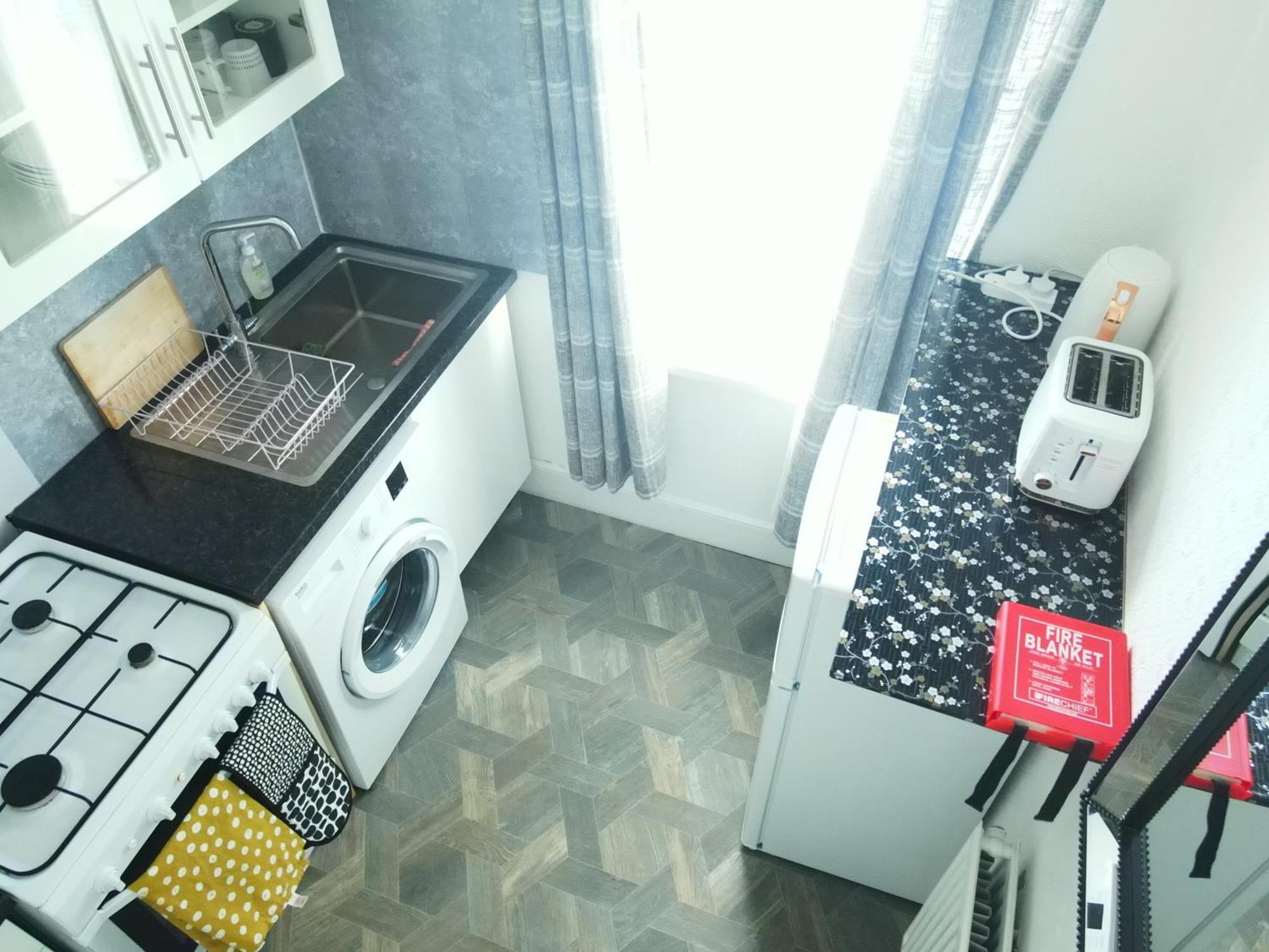Service Accommodation 2 Bed Room Apartment In Newport South Wales Near Celtic Manor Icc Wales Buitenkant foto