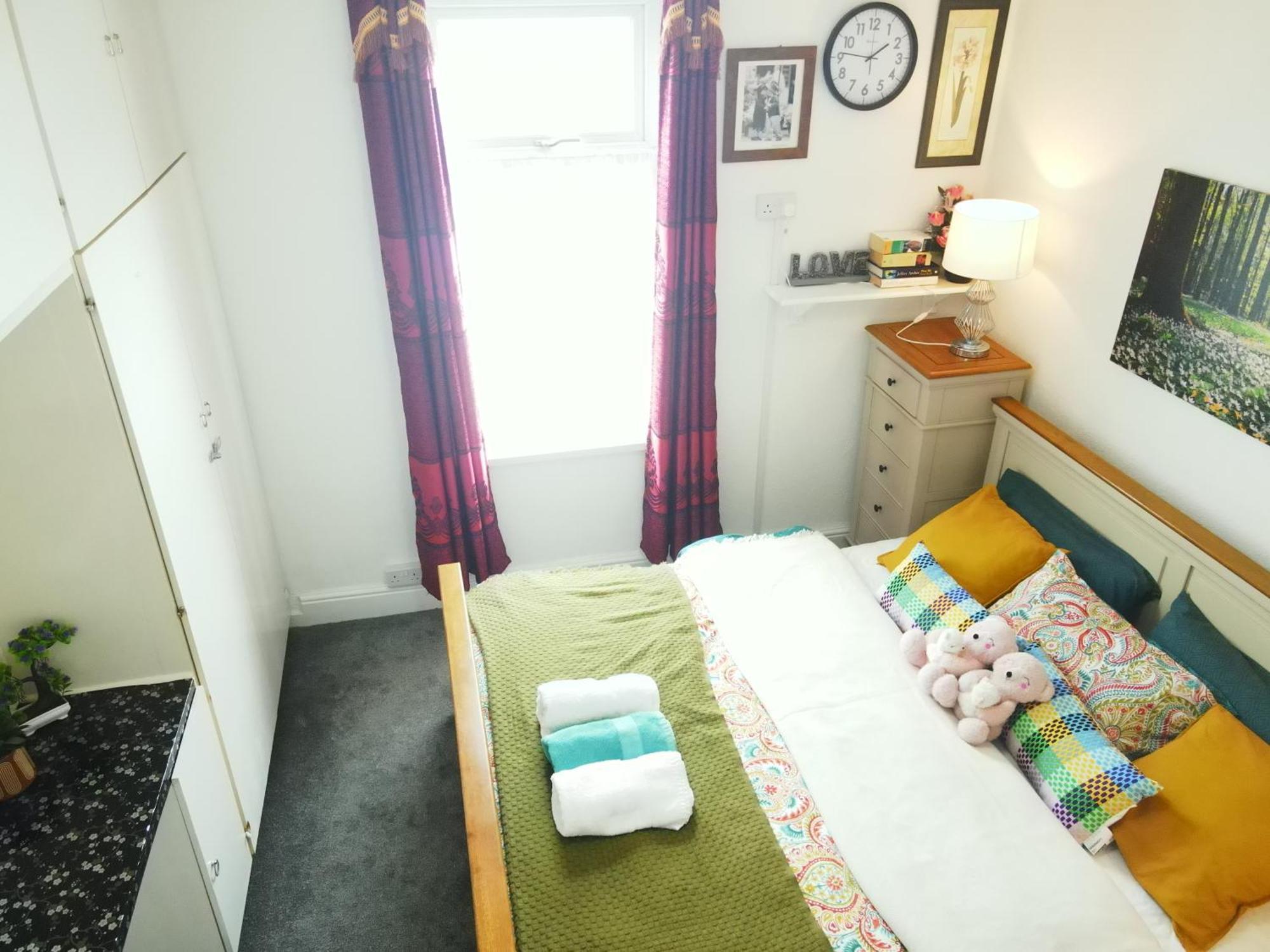 Service Accommodation 2 Bed Room Apartment In Newport South Wales Near Celtic Manor Icc Wales Buitenkant foto
